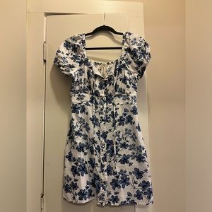 Jessica Simpson dress